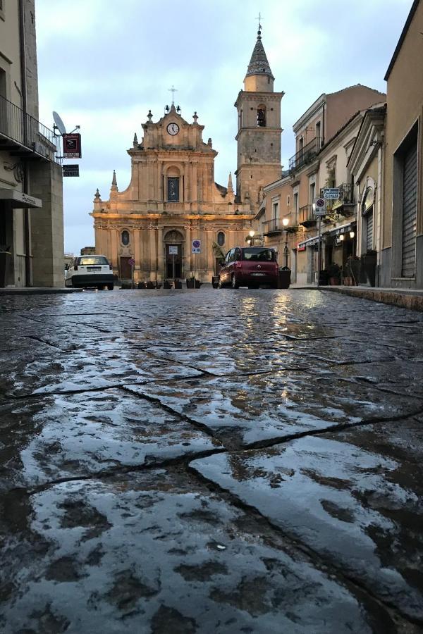 Вілла Sopra La Piazza Agira Екстер'єр фото